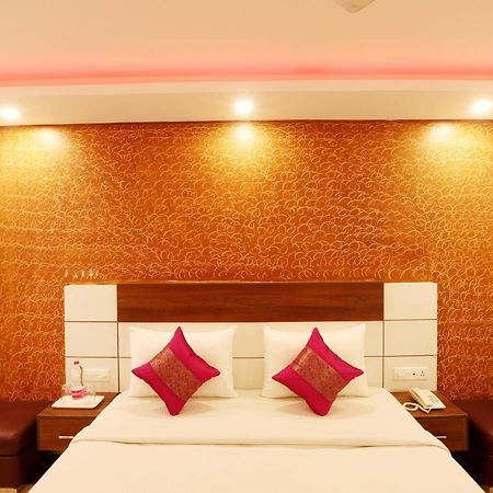 Hotel Classic Νέο Δελχί Εξωτερικό φωτογραφία