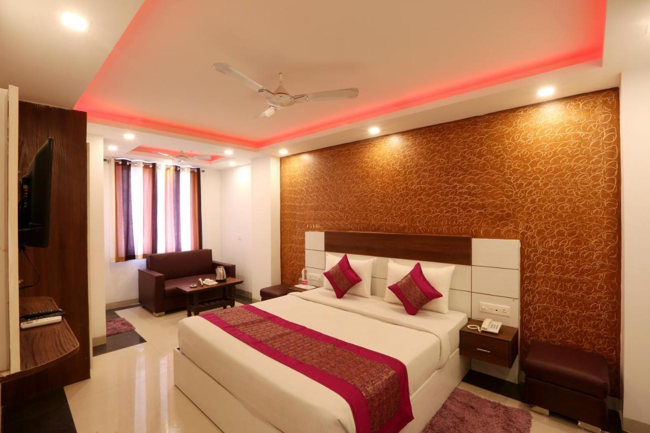 Hotel Classic Νέο Δελχί Εξωτερικό φωτογραφία