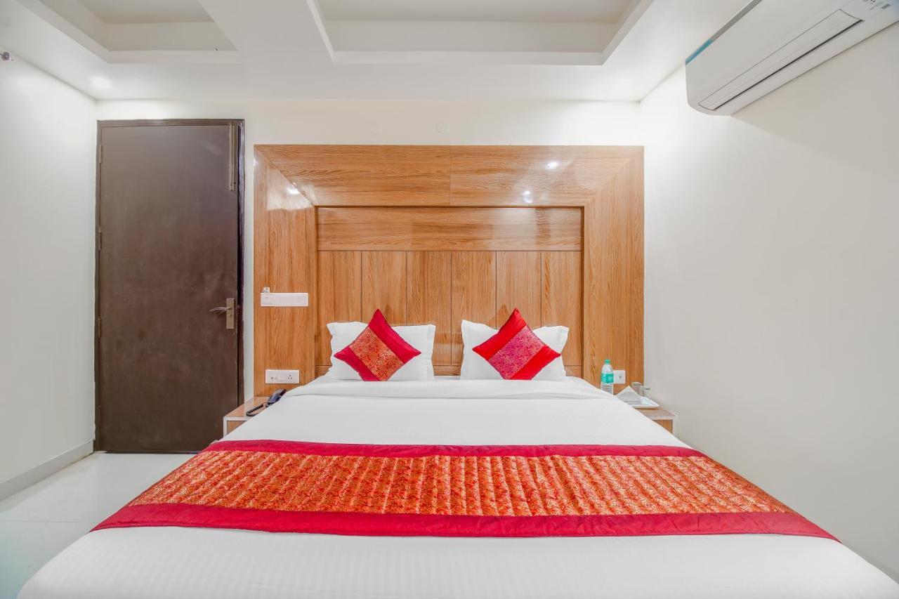 Hotel Classic Νέο Δελχί Εξωτερικό φωτογραφία